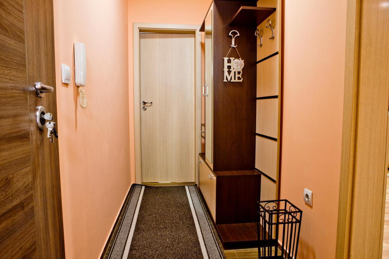 Sunflower Apartment City Center Plovdiv Exterior photo