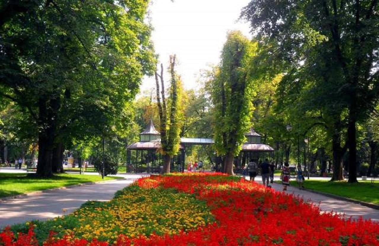 Sunflower Apartment City Center Plovdiv Exterior photo