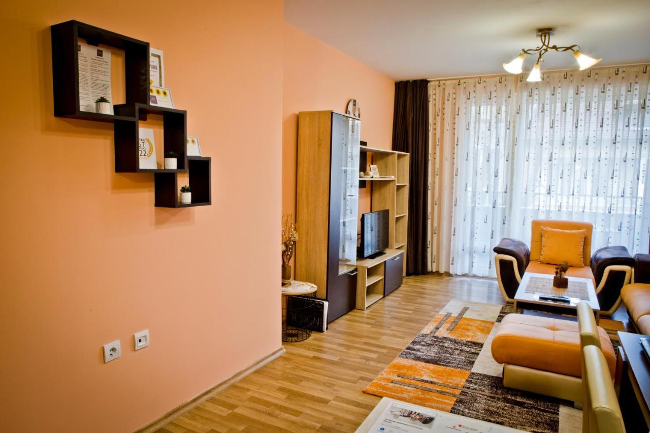 Sunflower Apartment City Center Plovdiv Exterior photo
